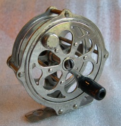 South Bend (Shakespeare Made) #1180 Skeleton Fly Rod Reel with Original Box  Circa-1924 — VINTAGE FISHING REELS